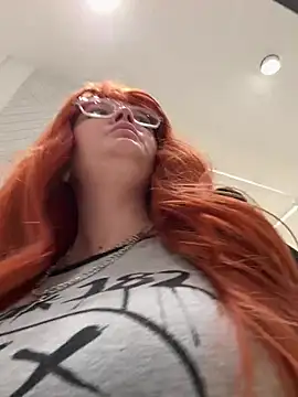 Teya moon  online show from June 2026 11:26:02 AM