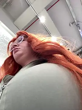 Teya moon  online show from June 2026 10:24:02 AM