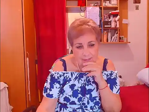 Victoria5643 online show from October 2025 01:18:02 PM