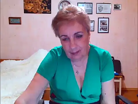 Victoria5643 online show from March 2026 07:42:02 PM