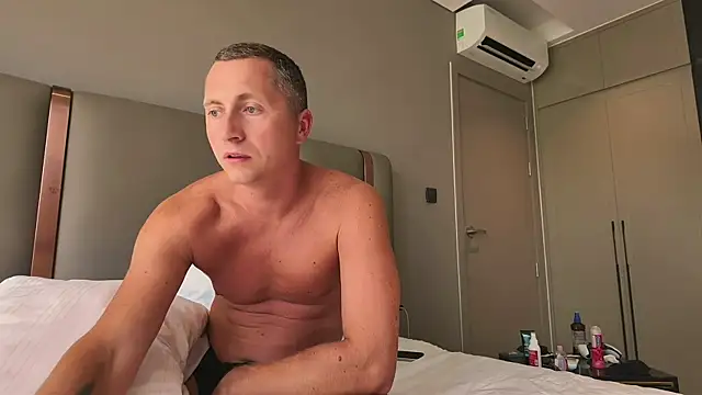 Vorvik1 online show from March 2026 04:35:01 AM