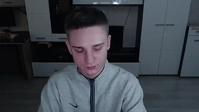 angryzan online show from October 2025 06:15:02 AM