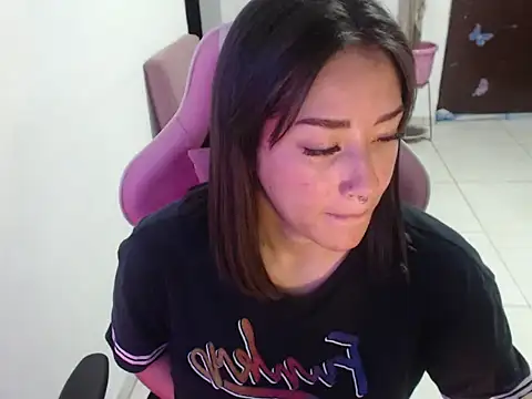 Snapshot of littleangel1_m chatting on July 2026 11:10:02 PM littleangel1 m online show from July 2026 11:10:02 PM