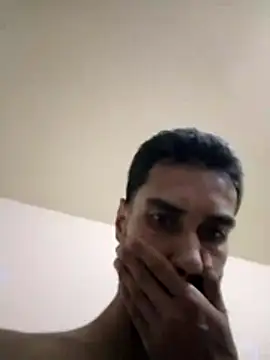 jhon01000 online show from April 2026 08:11:01 AM