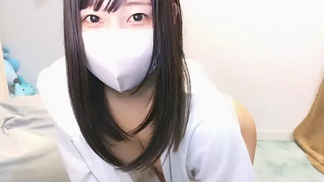 Snapshot of YUTSU_KI chatting on February 2025 11:00:02 AM YUTSU KI online show from February 2025 11:00:02 AM