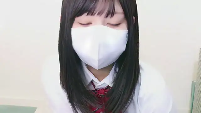 Snapshot of YUTSU_KI chatting on October 2025 01:33:02 PM YUTSU KI online show from October 2025 01:33:02 PM