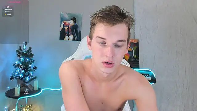 4ever dude online show from December 2024 03:18:02 AM