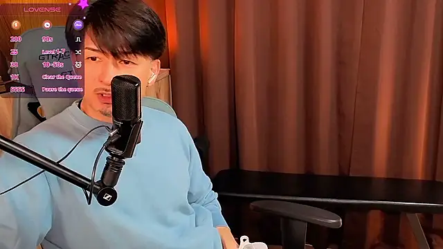 HARU-outdoor-x online show from November 2025 02:31:02 PM