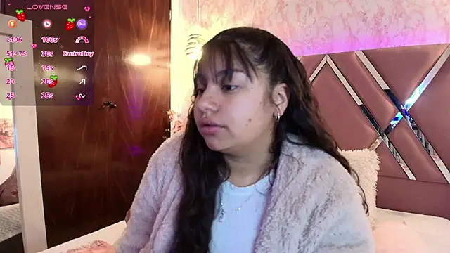 Snapshot of Miaa_Smiith1 chatting on January 2025 12:11:02 PM Miaa Smiith1 online show from January 2025 12:11:02 PM