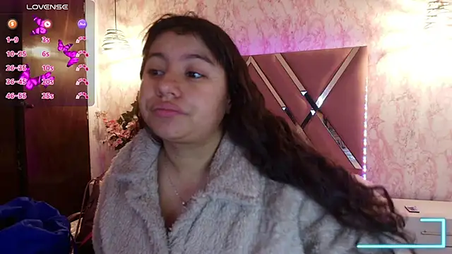 Snapshot of Miaa_Smiith1 chatting on March 2025 12:15:01 PM Miaa Smiith1 online show from March 2025 12:15:01 PM