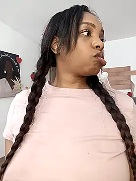 Snapshot of kitty__blackgl chatting on February 2025 03:06:01 PM kitty blackgl online show from February 2025 03:06:01 PM