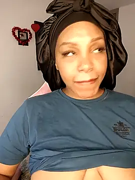 Snapshot of kitty__blackgl chatting on February 2025 05:11:02 AM kitty blackgl online show from February 2025 05:11:02 AM