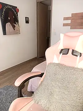 Snapshot of kitty__blackgl chatting on March 2025 03:56:01 PM kitty blackgl online show from March 2025 03:56:01 PM