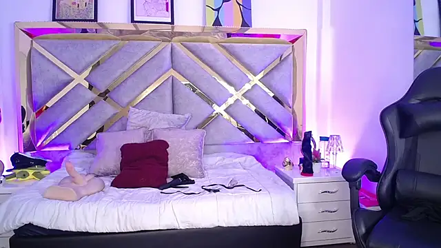 Moon Water   online show from April 2026 11:27:01 AM