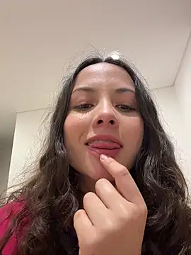 Snapshot of Megan_Rodrigo chatting on May 2026 01:44:01 AM Megan Rodrigo online show from May 2026 01:44:01 AM