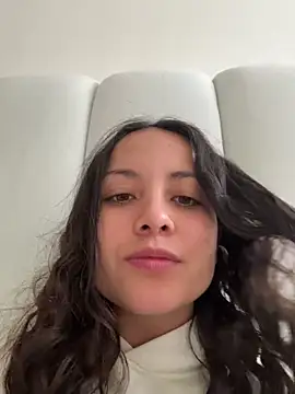 Snapshot of Megan_Rodrigo chatting on May 2026 01:18:02 PM Megan Rodrigo online show from May 2026 01:18:02 PM