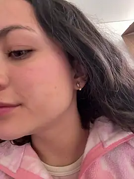 Snapshot of Megan_Rodrigo chatting on May 2026 01:41:02 PM Megan Rodrigo online show from May 2026 01:41:02 PM