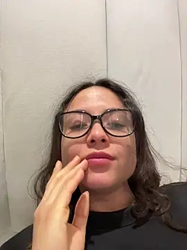 Snapshot of Megan_Rodrigo chatting on June 2026 05:12:01 AM Megan Rodrigo online show from June 2026 05:12:01 AM