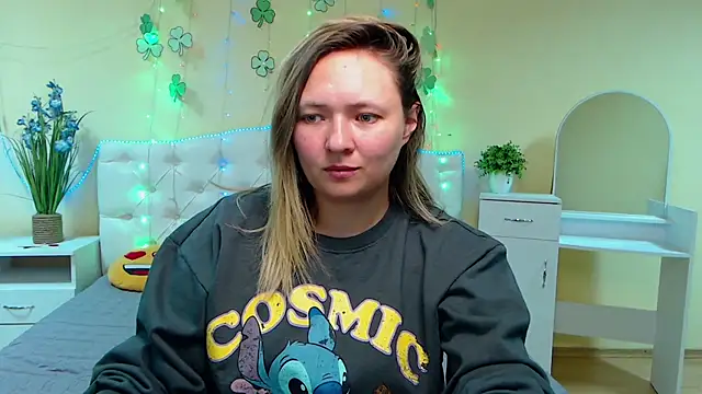 SallyVerda online show from March 2025 07:13:02 PM