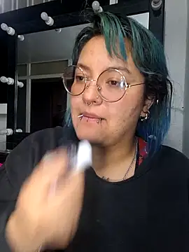 Snapshot of lucky-leah chatting on May 2026 03:56:02 AM lucky-leah online show from May 2026 03:56:02 AM