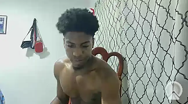 andrews2399 online show from March 2025 06:47:02 PM