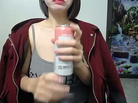 Snapshot of Love_bug15 chatting on January 2025 03:29:01 AM Love bug15 online show from January 2025 03:29:01 AM