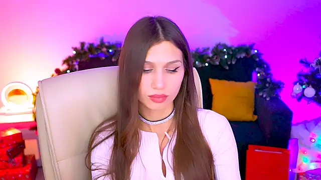 Snapshot of MollyPerry chatting on December 2024 10:20:02 PM MollyPerry online show from December 2024 10:20:02 PM