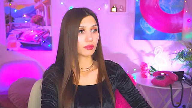 Snapshot of MollyPerry chatting on December 2024 10:19:01 PM MollyPerry online show from December 2024 10:19:01 PM