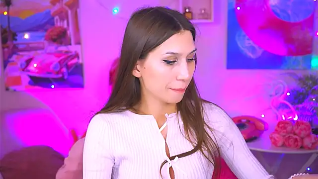 Snapshot of MollyPerry chatting on February 2025 04:14:02 PM MollyPerry online show from February 2025 04:14:02 PM