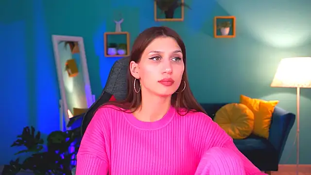 Snapshot of MollyPerry chatting on February 2025 10:31:01 PM MollyPerry online show from February 2025 10:31:01 PM