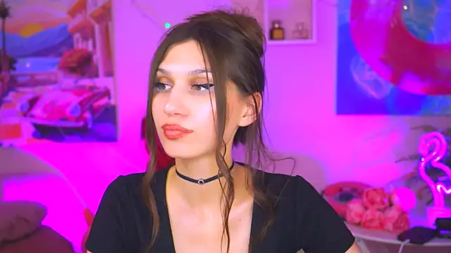 Snapshot of MollyPerry chatting on February 2025 10:09:02 PM MollyPerry online show from February 2025 10:09:02 PM