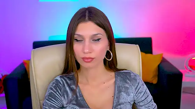 Snapshot of MollyPerry chatting on March 2025 07:17:01 PM MollyPerry online show from March 2025 07:17:01 PM