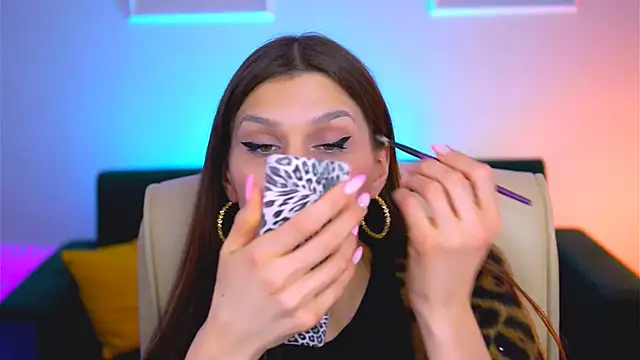 Snapshot of MollyPerry chatting on March 2025 07:17:01 PM MollyPerry online show from March 2025 07:17:01 PM