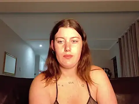 C1eopatra online show from March 2026 07:55:02 PM