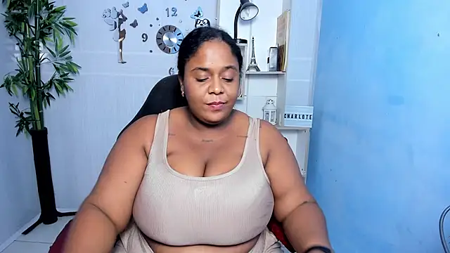 Snapshot of bbw_charlote chatting on March 2025 06:20:02 PM bbw charlote online show from March 2025 06:20:02 PM
