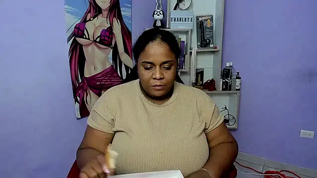 Snapshot of bbw_charlote chatting on October 2025 12:37:02 PM bbw charlote online show from October 2025 12:37:02 PM