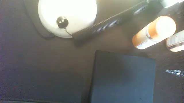 Snapshot of Esona5 chatting on June 2026 12:18:02 PM Esona5 online show from June 2026 12:18:02 PM
