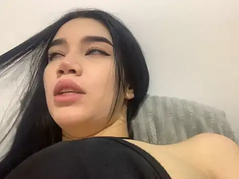 Ambar R0SSE online show from March 2025 02:57:02 AM