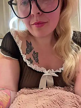 Snapshot of xxcurvyjessiexx chatting on March 2026 07:29:01 PM xxcurvyjessiexx online show from March 2026 07:29:01 PM