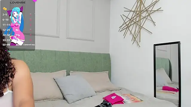 Sussanewolf online show from October 2025 12:14:02 PM