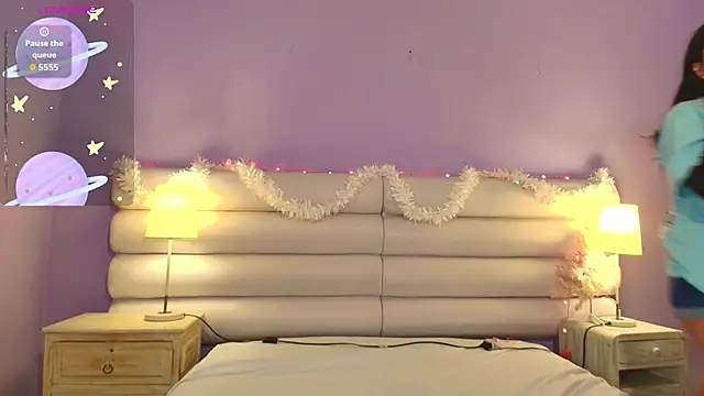 Snapshot of milan_sweet chatting on December 2025 09:13:02 PM milan sweet online show from December 2025 09:13:02 PM