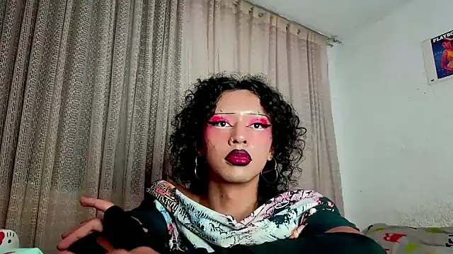 Snapshot of angelsdustxxx chatting on February 2025 08:27:02 AM angelsdustxxx online show from February 2025 08:27:02 AM