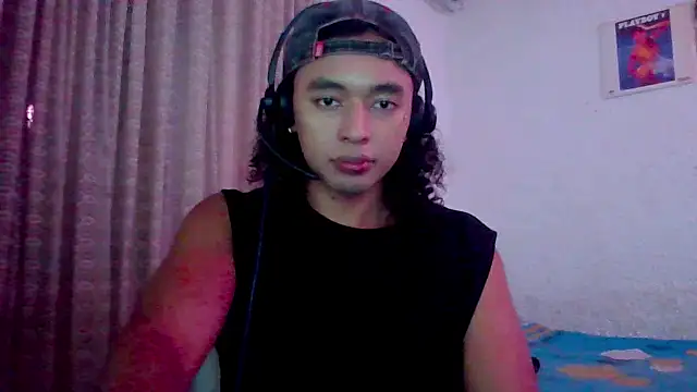 Snapshot of angelsdustxxx chatting on September 2025 01:33:01 AM angelsdustxxx online show from September 2025 01:33:01 AM