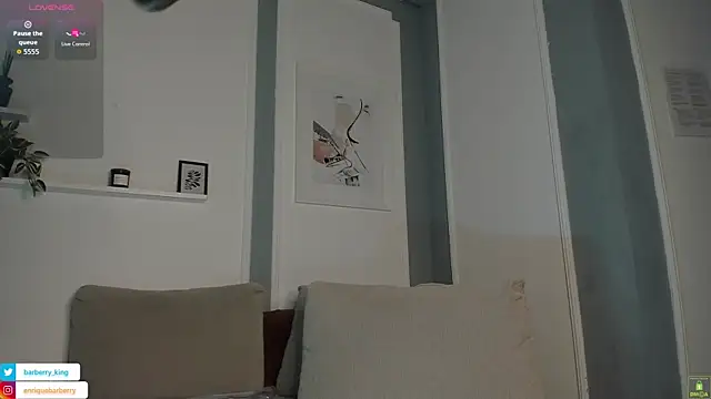 EnriqueBarberry online show from November 2025 06:30:01 AM