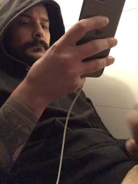 Snapshot of hotmrniceguy chatting on February 2025 02:14:01 AM hotmrniceguy online show from February 2025 02:14:01 AM