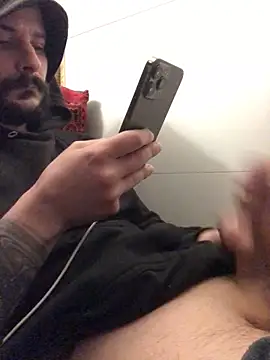 Snapshot of hotmrniceguy chatting on February 2025 10:58:01 PM hotmrniceguy online show from February 2025 10:58:01 PM