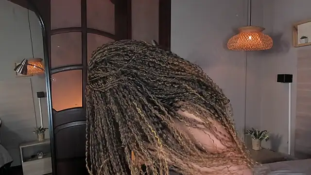 nayah   online show from March 2026 07:24:02 PM