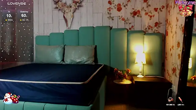 Snapshot of Alison_Simmons chatting on December 2024 09:53:02 PM Alison Simmons online show from December 2024 09:53:02 PM