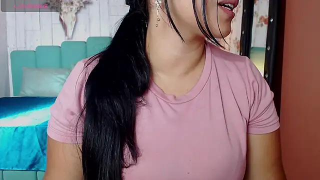 Snapshot of Alison_Simmons chatting on December 2024 03:48:02 PM Alison Simmons online show from December 2024 03:48:02 PM