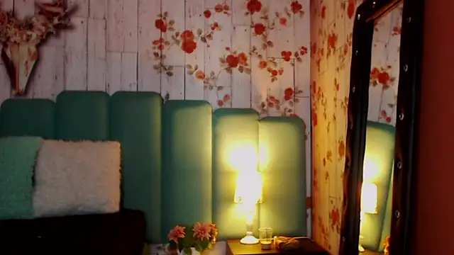 Snapshot of Alison_Simmons chatting on January 2025 12:37:02 PM Alison Simmons online show from January 2025 12:37:02 PM